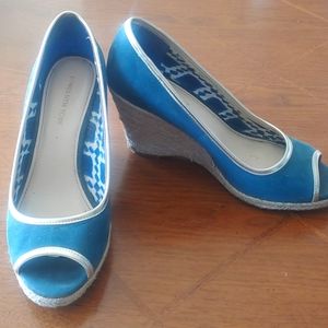 Wedge shoes